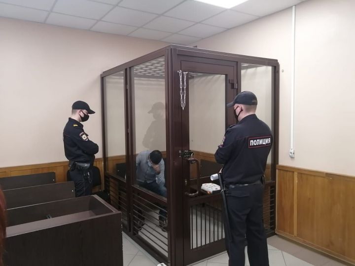 В Казани продлевают арест колумбийцу, подозреваемому в краже ювелирных украшений на 160 млн рублей
