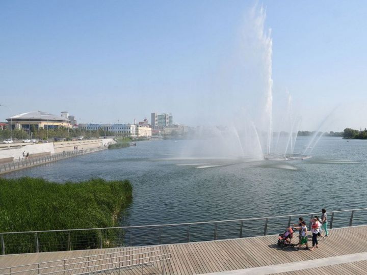 В Казани заработал фонтан на Кабане