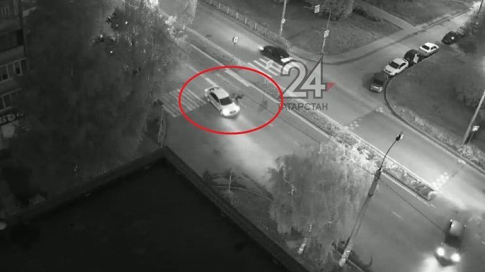 Момент наезда такси на школьника в Казани попало на видео