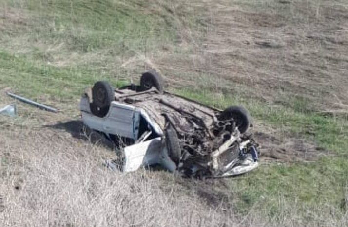 В Татарстане «Лада» опрокинулась в кювет – водитель погиб на месте