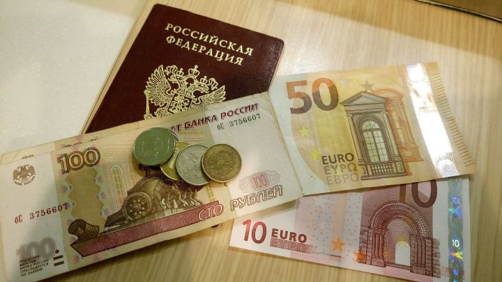 В 2023 году в Татарстане введут электронные паспорта