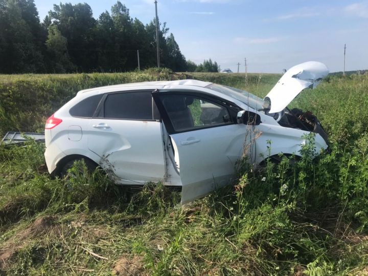 На трассе в Татарстане «Лада» вылетела в кювет – водитель скончался