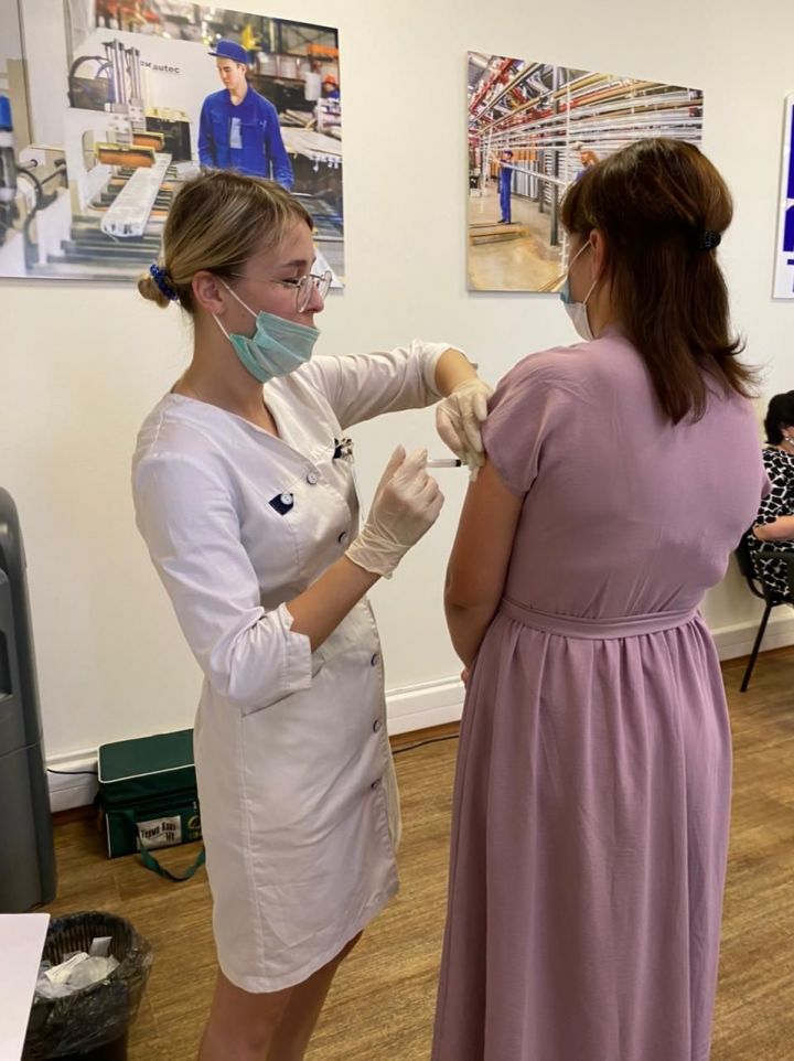 В Татарстане установлен новый рекорд по вакцинации от коронавируса