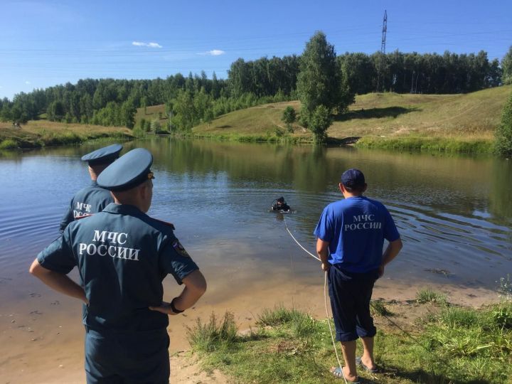 В зеленодольском озере Гаринское утонул мужчина