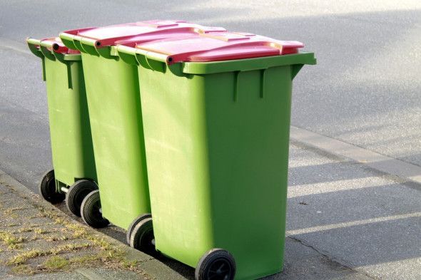 В ряде дворов Набережных Челнов установят евроконтейнеры для мусора