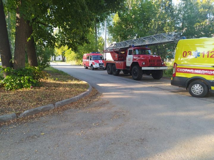 Житель Зеленодольска получил ожоги в результате пожара в квартире
