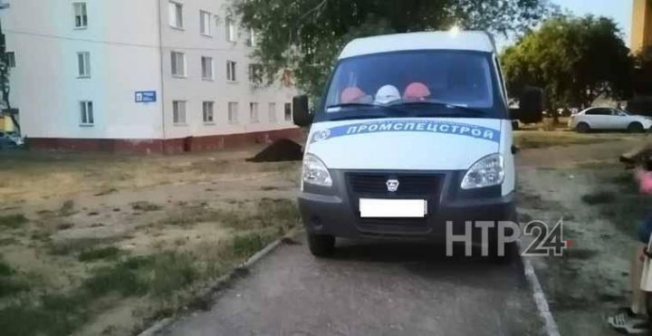 Жительница Нижнекамска пожаловалась в соцсетях на нарушителей парковки