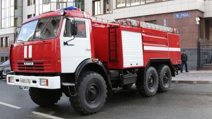 В Нижнекамске под колесами пожарной машины погибла девушка