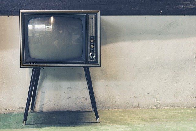 Исследование: телевидение по-прежнему остается основным источником информации для россиян