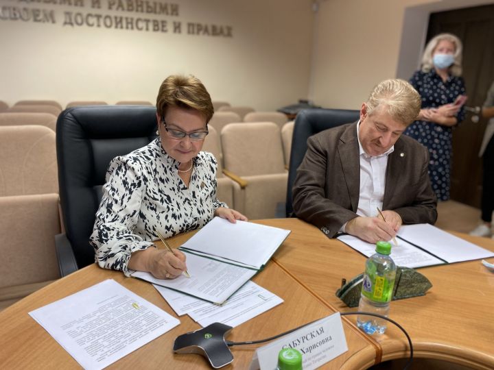 Сария Сабурская подписала с ЦИК РТ соглашение о защите прав избирателей