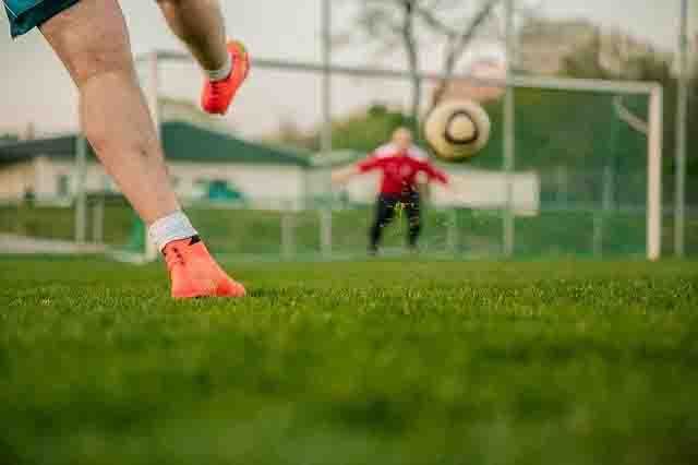 В Татарстане уроки футбола введут в 24 школах