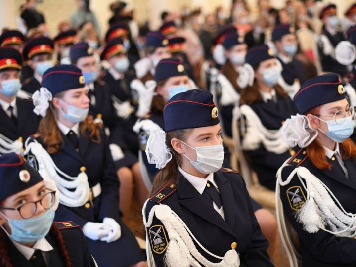 В Казани открыли два кадетских класса Следственного комитета