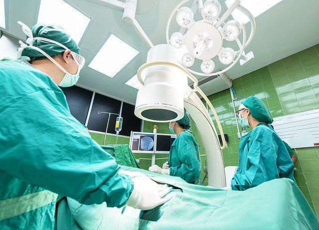 Казанские врачи удалили новорожденному ребенку гигантскую опухоль