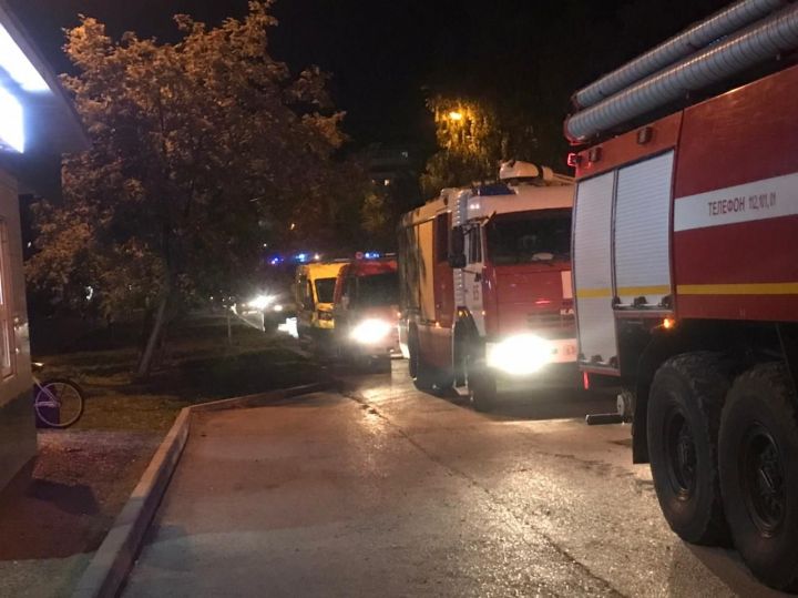 В Альметьевске на пожаре спасли 24 человека