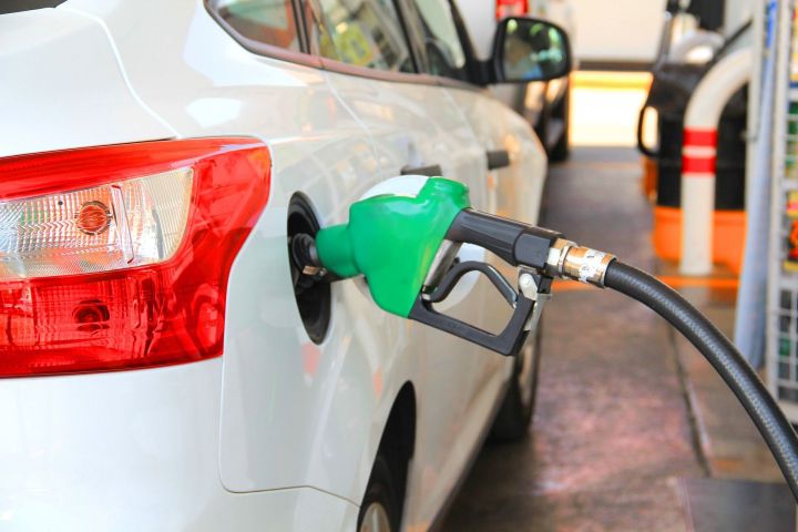 Челнинцы решили бойкотировать ряд заправок из-за высоких цен на топливо