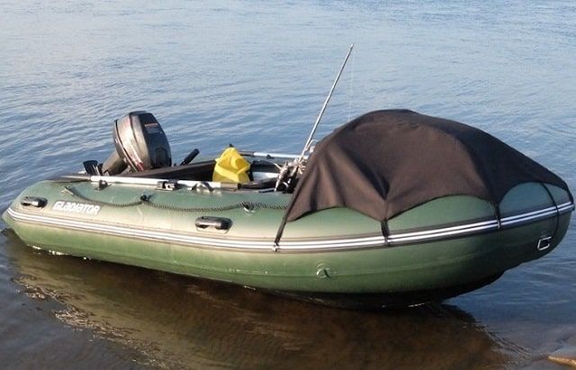 В Татарстане нашли лодку с мертвым рыбаком