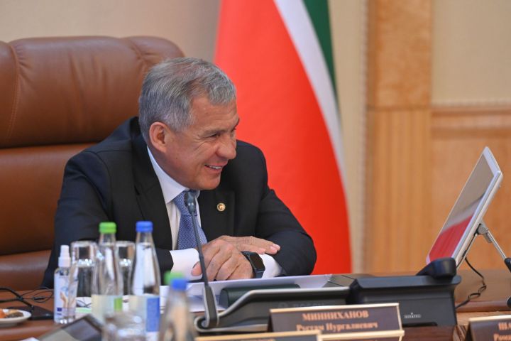 Минниханов провёл встречу по видеосвязи с министром инвестиций и внешней торговли Узбекистана