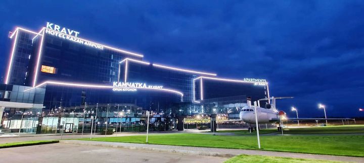Минниханов посетил новый гостиничный комплекс рядом с казанским аэропортом