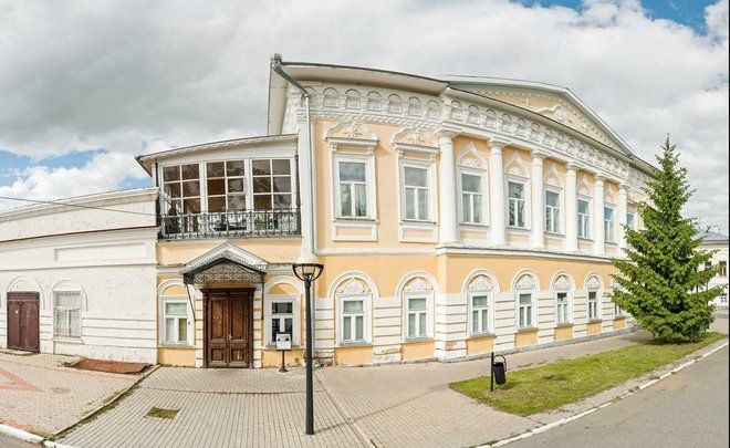 В Елабуге особняк купца Стахеева продают за 15 млн рублей
