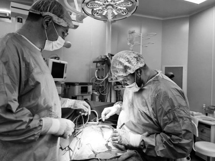 В Челнах врачи удалили женщине десятикилограммовую опухоль