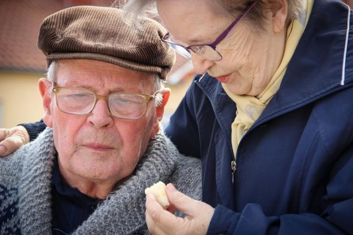 В Челнах дедушка ищет бабушку, с которой познакомился в автобусе