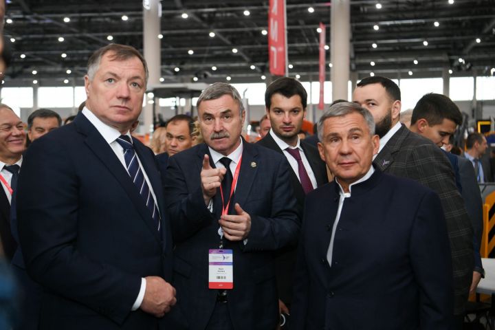 Международная выставка «Дорога-2022» и сотрудничество с Узбекистаном: главное за «Неделю с президентом»