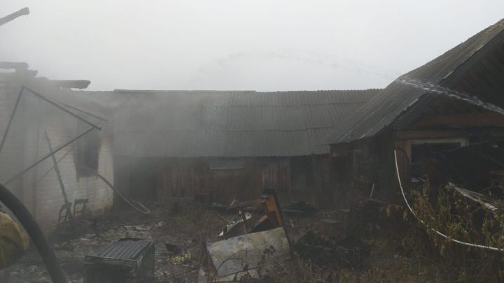 Мужчина заживо сгорел в доме в Кукморском районе