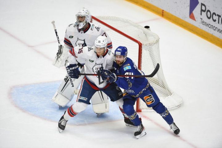 «Нефтехимик» выиграл четвёртый матч подряд в КХЛ