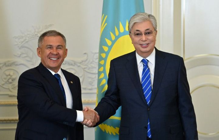 Минниханов поздравил Токаева с победой на выборах президента Казахстана