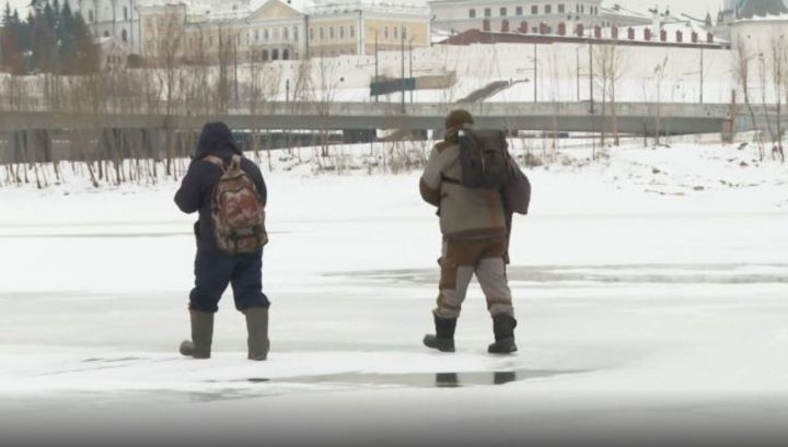 В МЧС Татарстана рассказали о толщине льда на водоемах Казани