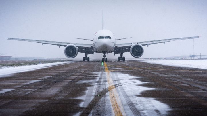 В аэропорту Казани задерживают рейсы из-за непогоды