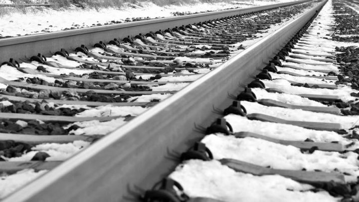 Поезд Москва – Казань застрял в Чувашии из-за ледяного дождя