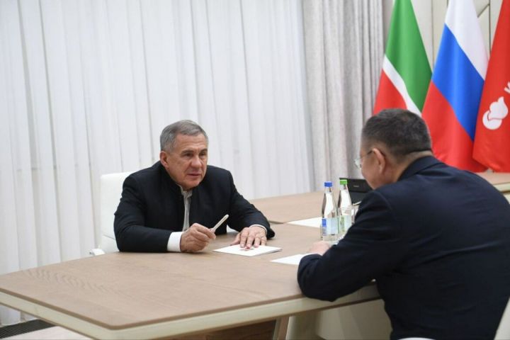 Минниханов обсудил с Файзуллиным реализацию программ по строительству в Татарстане