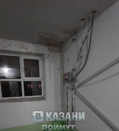 На улице Космонавтов квартиры казанцев заливает талая вода с крыши