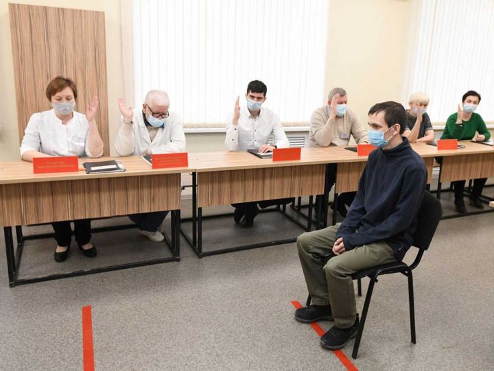 Девятерых казанцев осудят за подкуп врачей военного комиссариата, которые «отмазывали» парней от армии