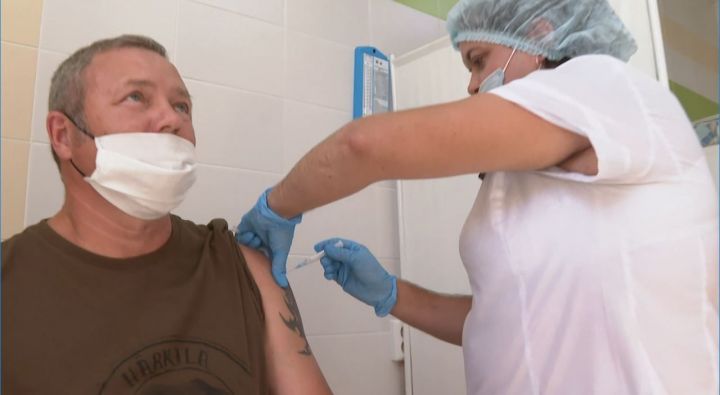 Ревакцинацию от коронавируса в Татарстане прошли 209 тысяч человек