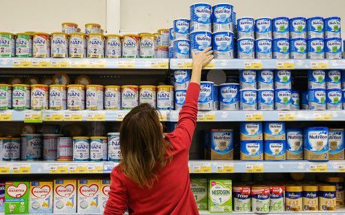 Компания Nestle продолжит поставлять детское питание и специальные корма для животных в Россию
