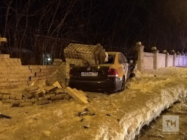 В Казани в ДТП с каршерингом пострадали женщина и ребенок