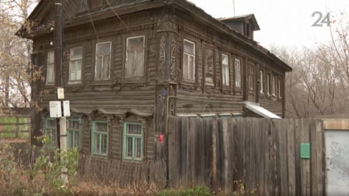 В мэрии Казани объяснили инцидент с переселением жильцов аварийного дома в дом престарелых