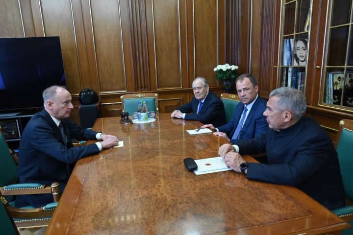 Минниханов встретился с секретарем Совета безопасности РФ Патрушевым