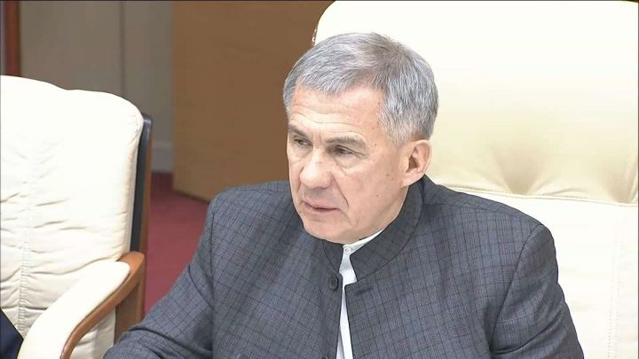 Президент Татарстана призвал готовиться к 80-летию Победы
