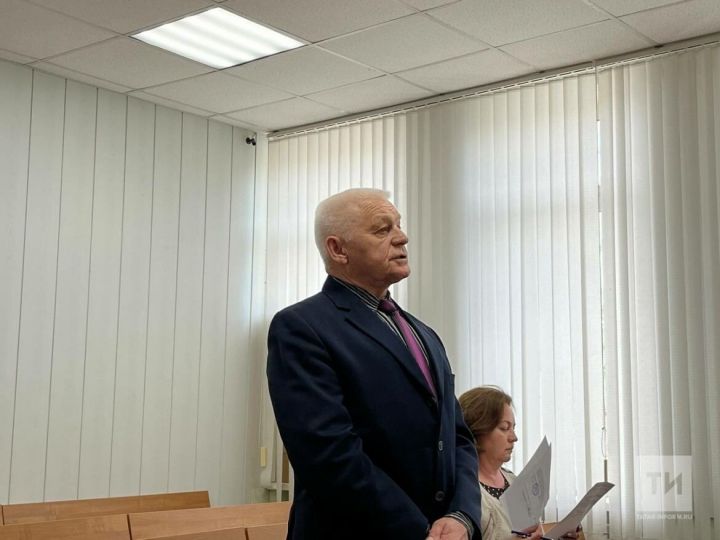 С обвиняемого в гибели депутата Хайруллина пилота хотят взыскать 21 миллион рублей