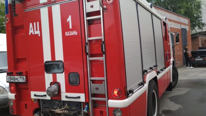 Мужчина получил ожоги на пожаре в Казани