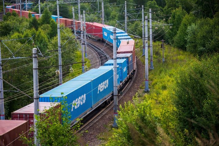 Компания Fesco планирует запустить контейнерные перевозки по маршруту Шанхай - Казань