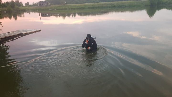 Нетрезвый мужчина в Лаишевском районе попытался переплыть озеро и утонул