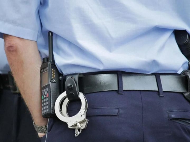 В Челнах полицейских осудили за попытку повесить преступление на невиновного