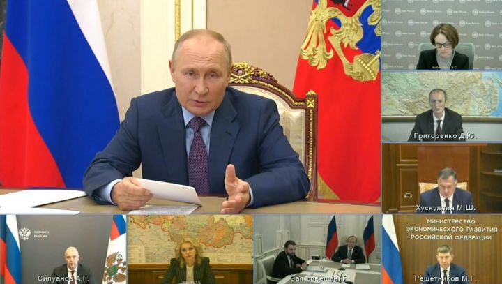 Владимир Путин провел совещание по экономическим вопросам