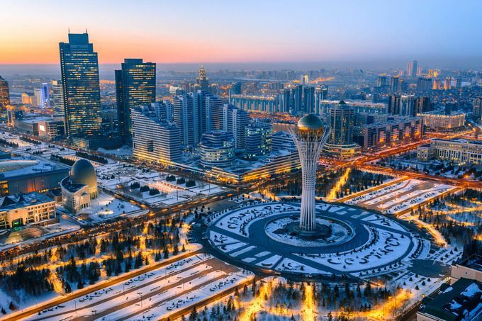 Столице Казахстана вернули прежнее название Астана