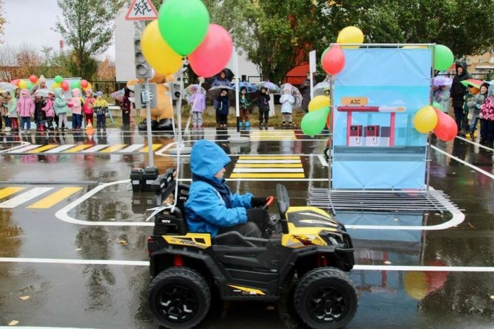 В Менделеевске появился автогородок для дошкольников
