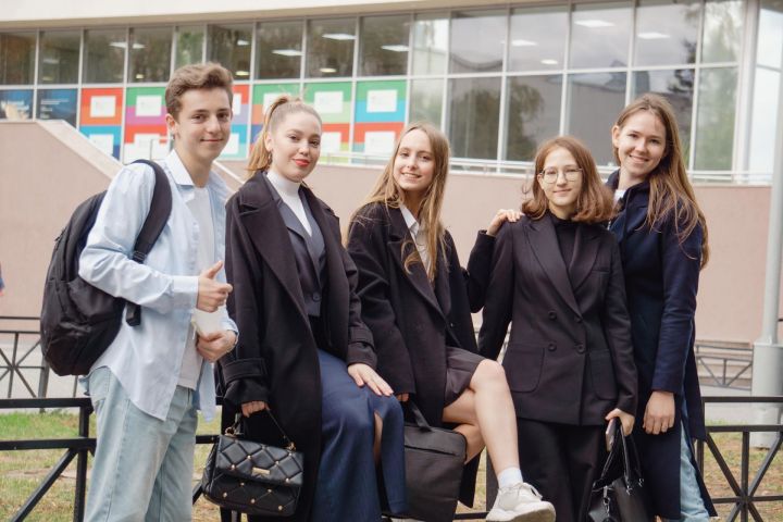 Минниханов назначил стипендию Раиса РТ для студентов татарстанских вузов